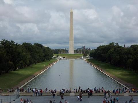 593Los obeliscos más llamativos del mundo