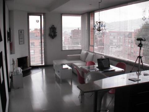 104 Art Suites