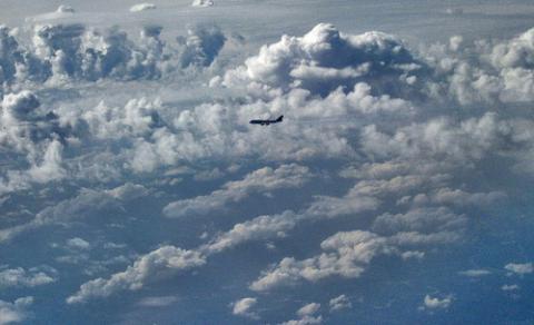 Se da por finalizada la crisis a&eacute;rea por el volc&aacute;n island&eacute;s