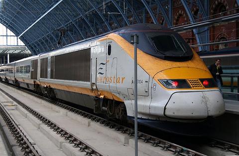 1969Eurostar anuncia una nueva clase, turista superior