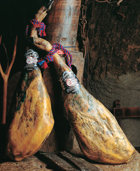 1898El jamón, el rey en el pabellón español de la Expo 2010