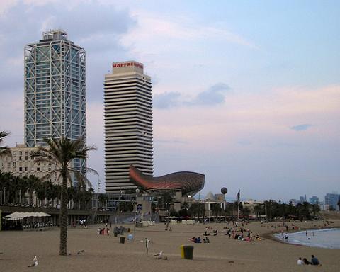 2536Barcelona una de las diez mejores ciudades con playa del mundo
