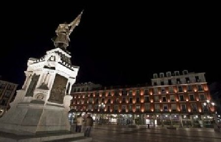 3053Nueva ruta turística de las luces por Valladolid