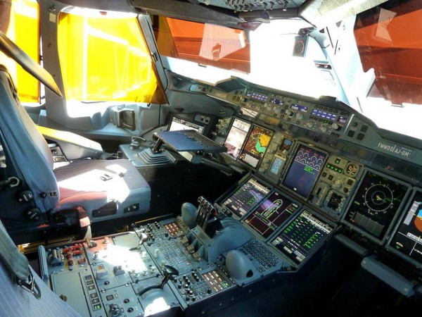 fotografia de una cabina de avion