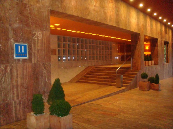 imagen de la entrada del Melia Lisboa