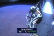 9010El salto de Baumgartner dispara el interés por el turismo espacial