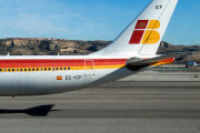 11004Reducción de sueldos en pilotos de Iberia